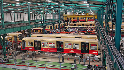 Werk Schöneweide Im Einsatz für ein Berliner Wahrzeichen: Im Werk Schöneweide stehen alle Zeichen auf 'Langlebigkeit'.